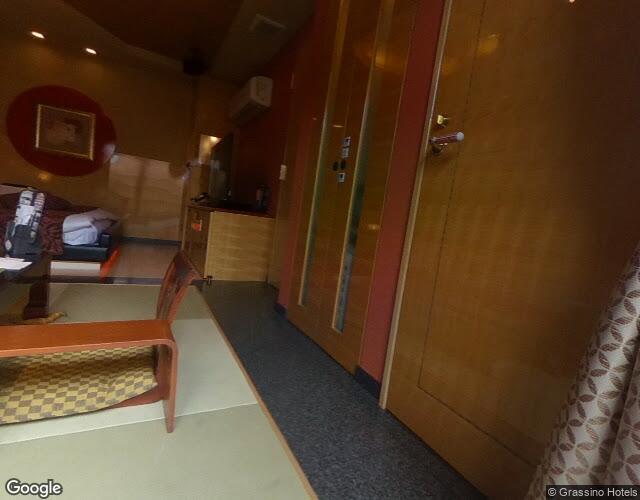 HOTEL AURA ASIAN RESORT 鶴ヶ島店 左側からの外観