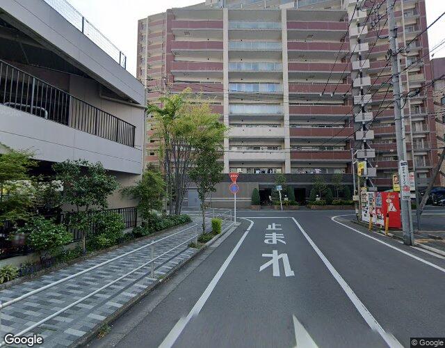 ホテルウィズ スイート 右側からの外観