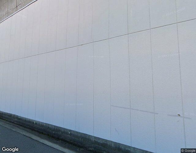 ファイン堺 右側からの外観