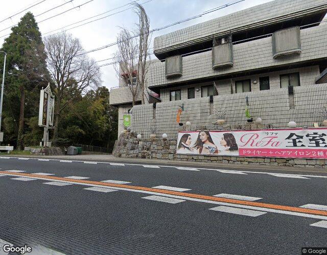 ファイン神戸六甲北一番地 左側からの外観