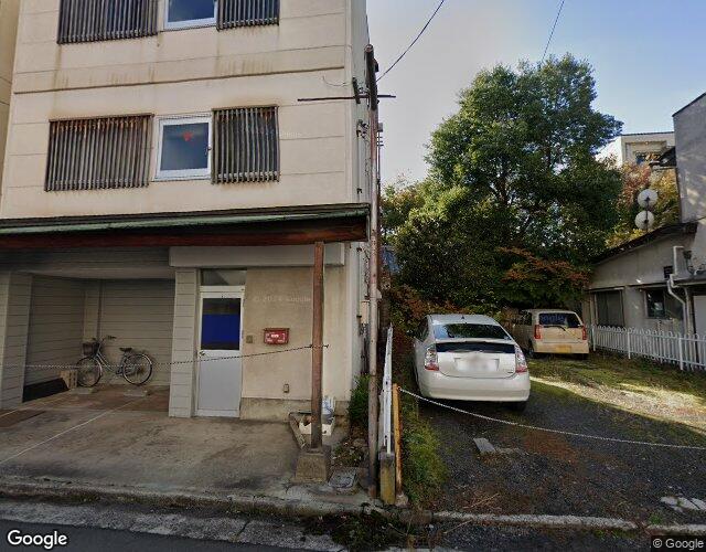 センチュリー 裏側からの外観