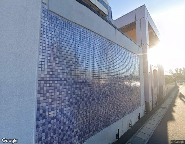 ホテルWILL 一宮店 右側からの外観
