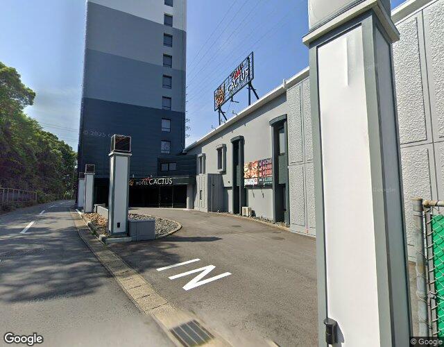 HOTEL THE CACTUS 裏側からの外観