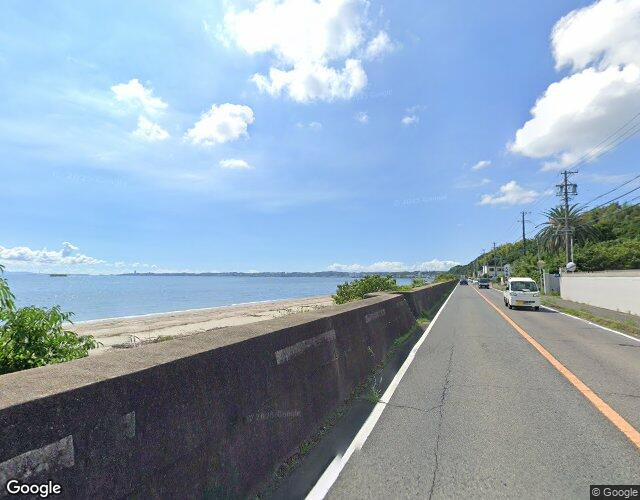 満月 裏側からの外観