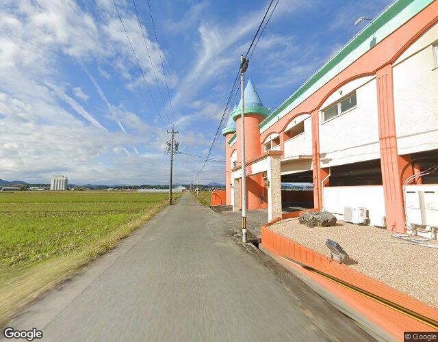 プレゼントホテル ChuChu伊勢 左側からの外観