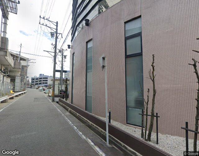 クレアトゥール 裏側からの外観
