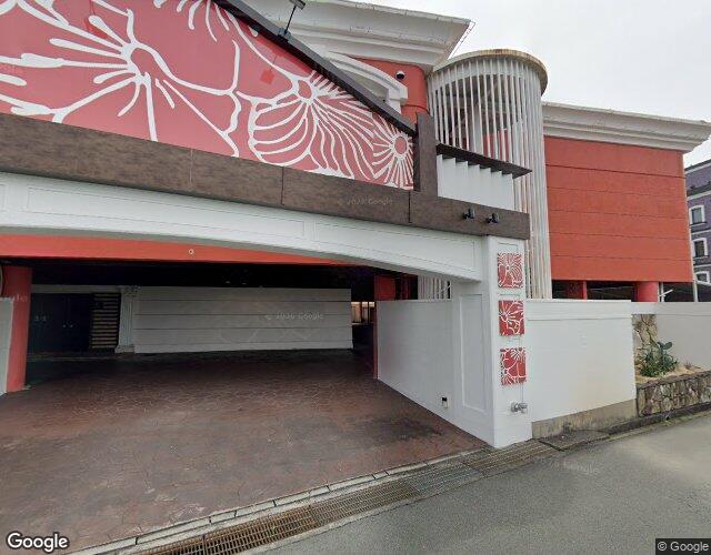 タイムリッツ 右側からの外観