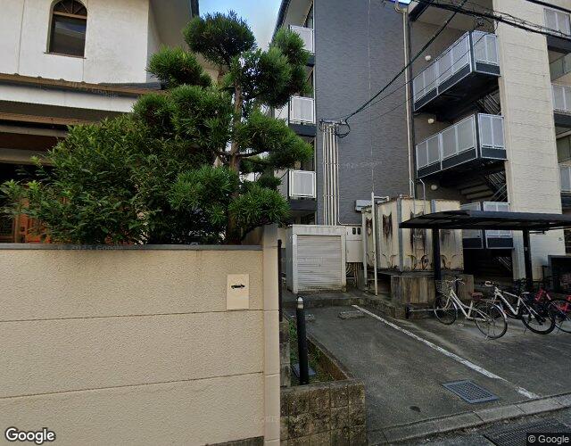 ロゼ 左側からの外観