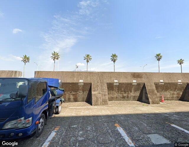VILLA COSTA 500 右側からの外観