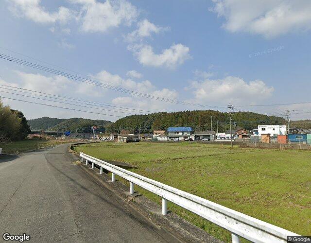 ピア10 左側からの外観