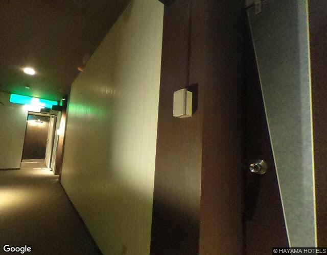 HOTEL SUN ROAD（サンロード）【HAYAMA HOTELS】 右側からの外観