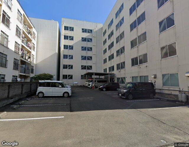 蘭 右側からの外観