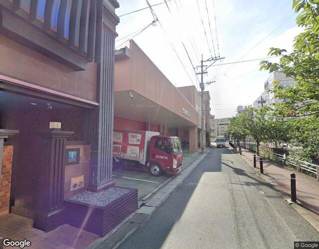 ホテル アール 久留米 左側からの外観