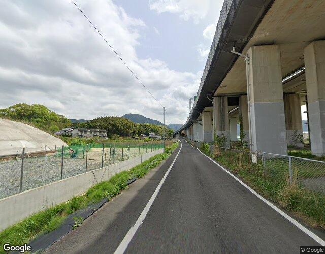 e-Resort【SLP HOTELS GROUP】 右側からの外観