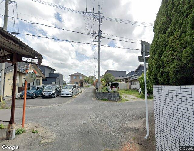 ダンディ 裏側からの外観