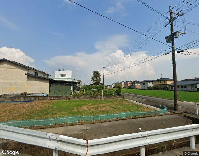 峠 右側からの外観