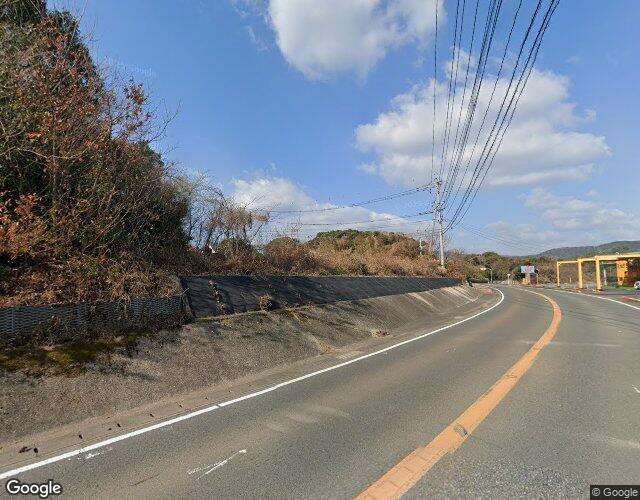 ソレイユ 左側からの外観