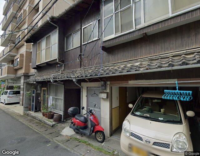 ホテル アハト（旧エルパシー） 裏側からの外観