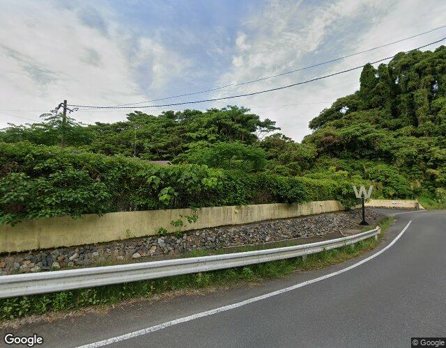 W 右側からの外観