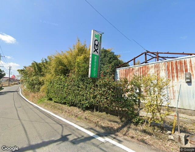 エンペラー 左側からの外観