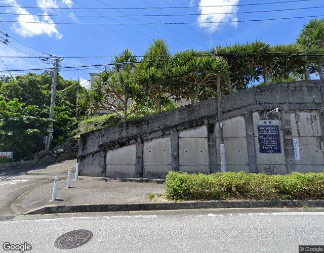 サンタクルスの外観
