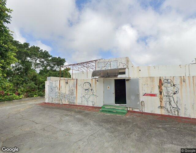 ホテル 甲子園ジュニア 左側からの外観