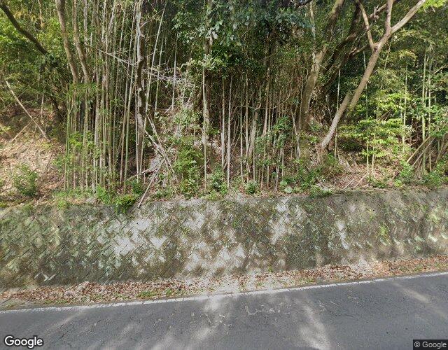 花泉 左側からの外観