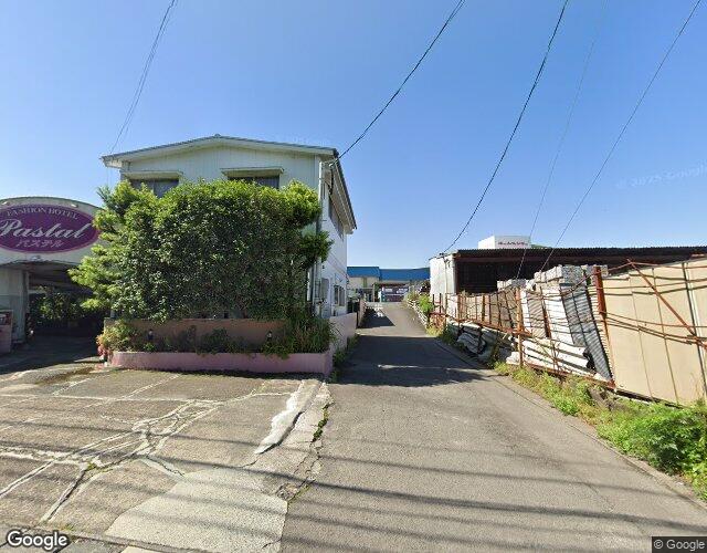 パステル 裏側からの外観
