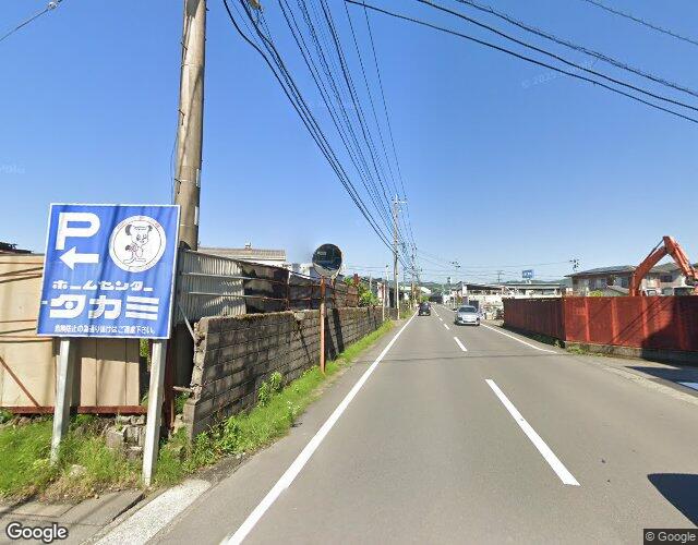 パステル 左側からの外観
