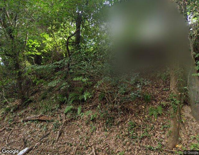 アレード 右側からの外観