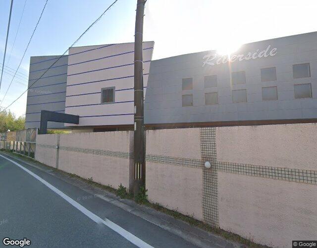リバーサイドステージ 右側からの外観