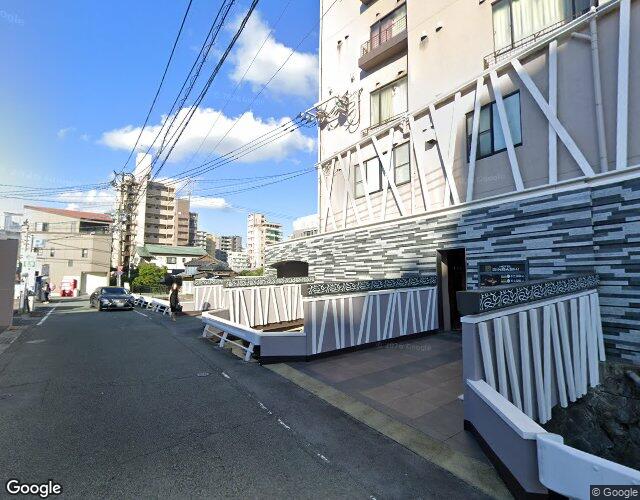 ホテル 銀橋別荘 右側からの外観