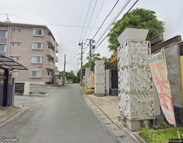 グリーンサラダ 裏側からの外観
