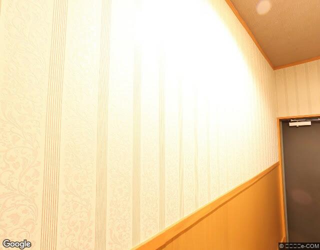 プチフォレスト 右側からの外観