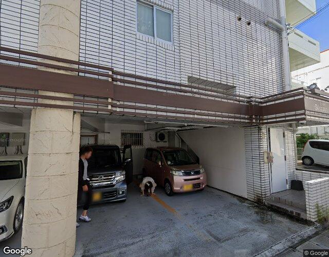 Hotel Blue moon 裏側からの外観