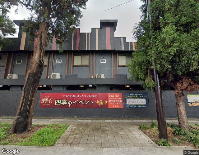 ホテル 艶 安中店の外観