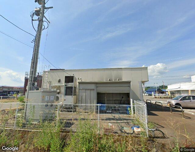 トマト 十日町店の外観