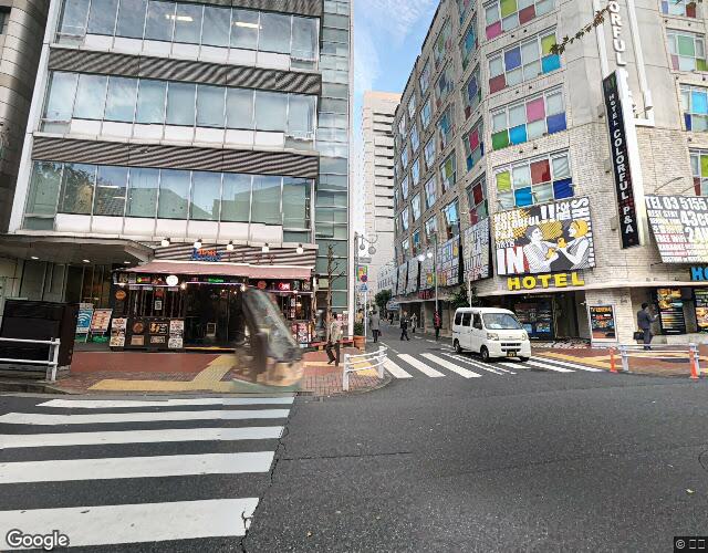 HOTEL カラフルP&A新宿の外観