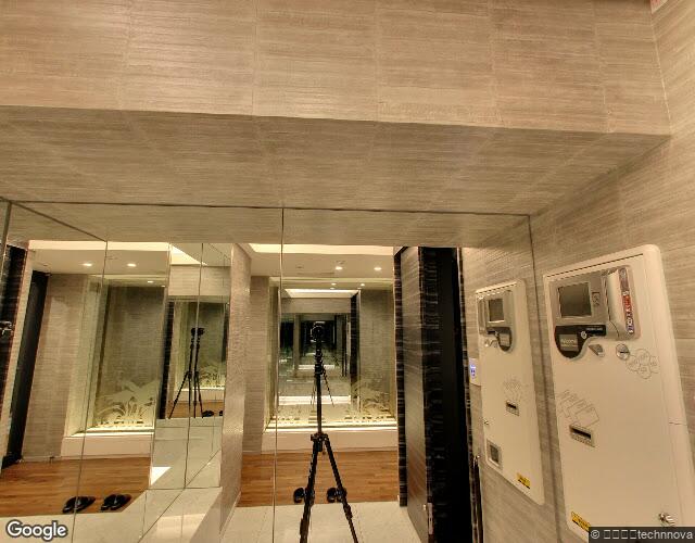 Towers Hotel Fabulousの外観