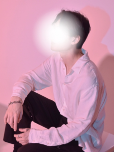 89606